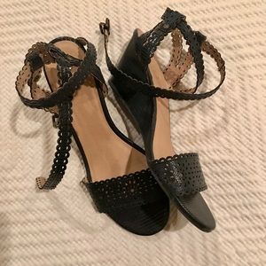 XOXO Low Wedge Sandal